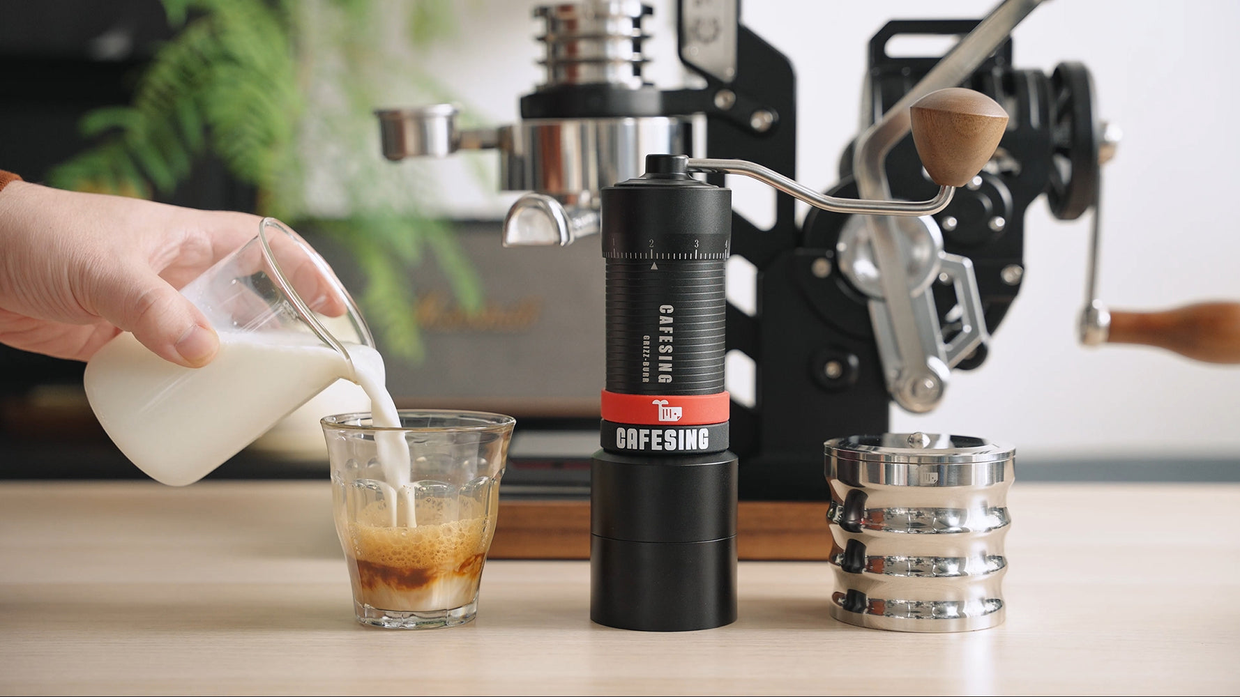 CafeSing GRIZZ 63 Hand Grinder